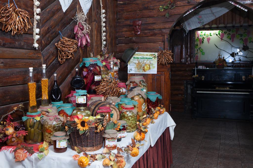 Galmondo Hotel Галац Экстерьер фото